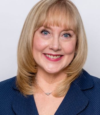 Eileen Kent 2024 headshot